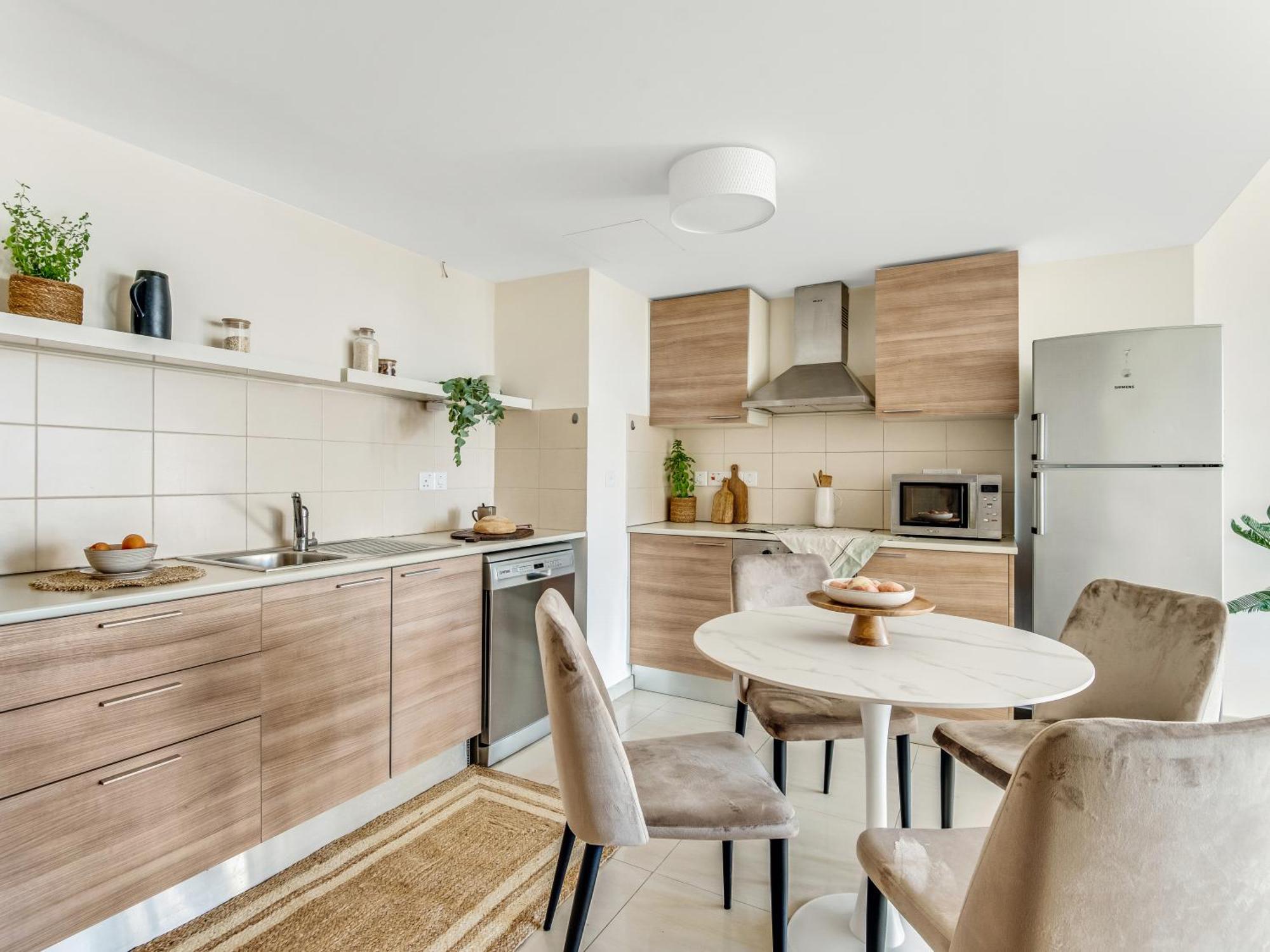 Sanders Marathon - Cute 2-Bedroom Apartment With Shared Pool Лимасол Экстерьер фото